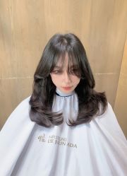 -韩国李知恩形象设计