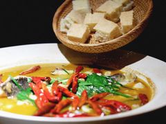 山茶油丹江大鱼头-清水亭湖北菜(大屯DT51店)