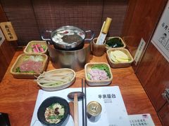 -独食火锅·半米屋台(直营总店)