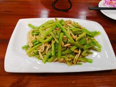 凉瓜炒肉-锦州御烧烤·金盛福酒楼(天津总店)