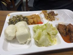 -勐巴拉娜西大剧院