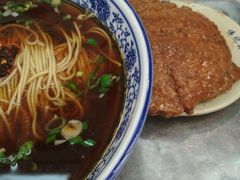 大排香菇面-伟记奥面馆(养育巷店)