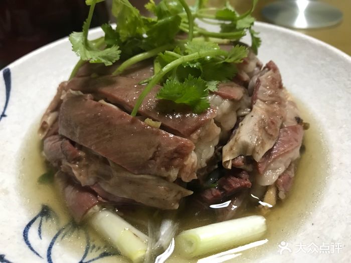 五合院扒羊肉图片 - 第1张