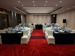 -上海虹桥西郊假日酒店