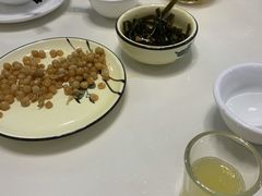 -鑫悦楼煎蟹·16年海鲜大排档