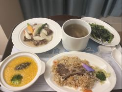 -盈月阁母婴护理中心·月子中心·月嫂育儿嫂