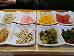 -怪噜范·老贵阳街头名小吃(数博万达店)