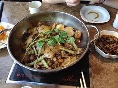 干锅牛蛙-蛙蛙叫干锅年代(簋街总店)