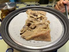 手抓羊肉-撒拉花儿·新疆菜·清真(太阳宫店)