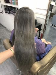 -MODEL'S HAIR