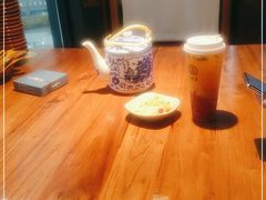 -先启半步颠小酒馆(白麓里店)