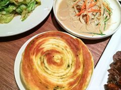 油旋饼-贯贯吉·清真餐厅(浙江中路店)