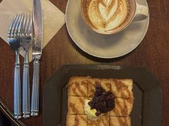 经典厚吐司-WABI COFE(愚园路店)
