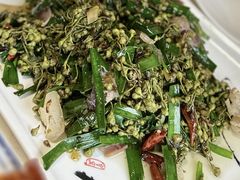 -蔼若春.传承三十年云南菜(金碧公园店)