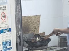 -味为先光明乳鸽(光明总店)