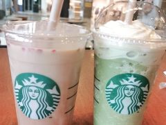 -星巴克(武汉奥山世纪城店)