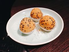 流沙芝麻球-万丽轩·粤菜(王府井金茂万丽酒店)