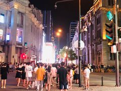 -江城燕子大排档(江汉路步行街店)