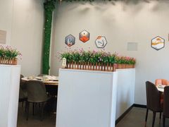 -李哥海鲜烧烤家常菜(孔雀城店)