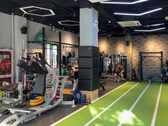 -Freedom Fitness私教健身俱乐部(徐虹北路店)