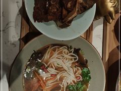 -百春原湖南牛肉粉(百联世纪店)