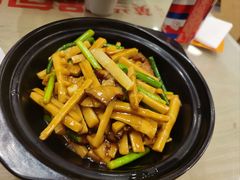 -英兰朝族饭店·英兰锅包肉(佳园路店)