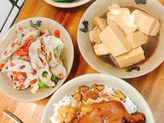 -红猪卤肉饭(大西洋美食城店)