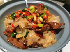 小炒黄牛肉-鹿港小镇(金虹桥国际中心店)