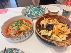 -关里关外·鱼头泡饼(唐冶绿地汇店)