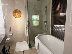 -青岛海尔洲际酒店