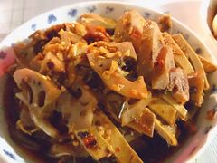-吴长子卤菜馆(统一街店)