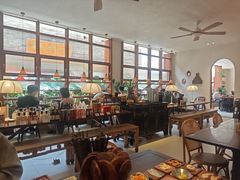 -银米·云南传统过桥米线(双廊黑金冠店)