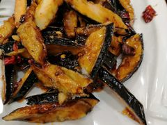 -清真磊磊烧烤老店(饮虎池街34号店)