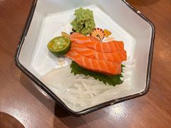 -8PINTS八品脱·日料·烧鸟·精酿小酒馆(莘庄店)