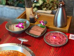 -谭鸭血老火锅(远大购物广场店)