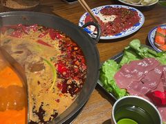 -萍姐火锅·公路夜市(武汉首店)