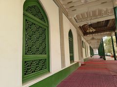 -艾提尕尔清真寺