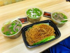 -牛师傅广式药膳牛骨汤美食(江南西店)