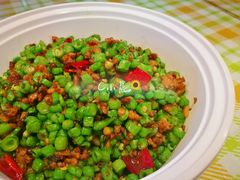 肉末橄榄豆角-姥姥春饼·烤鸭(未央路盛龙店)
