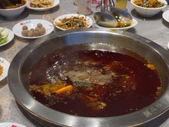 -忘情水鱼头·鲜鱼火锅(滨江中路店)