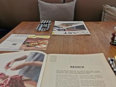 -ROAST coffee & eatery