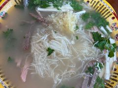 -西工饭庄快餐厅(西工小街店)