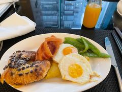 -圣丰索菲特·2 On 988 Café 自助餐厅