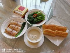 -麒麟山景大酒店岭南汇海鲜酒家(沙井店)