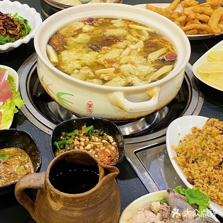 在大理！这锅野生菌火锅值得安排上… 