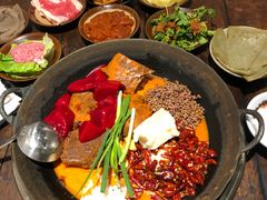 -四小区火锅·巷子里的重庆火锅(花照壁店)