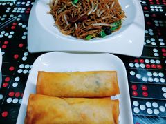 豉油王炒米粉-莅香岛港式餐厅(滨江道店)