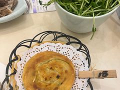 特色葱油饼-洪长兴(广西北路店)