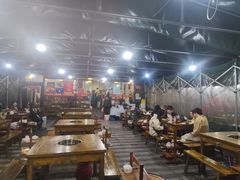 -正南齊北重庆老火锅(光华村直营店)