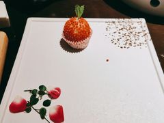 -江上荟·创意中国菜(绿地缤纷城店)